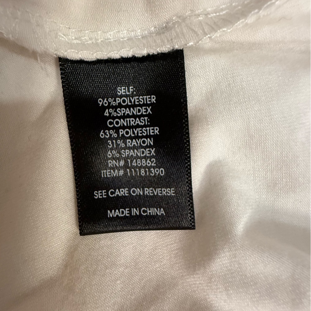 Torrid white - Picture 6 of 6
